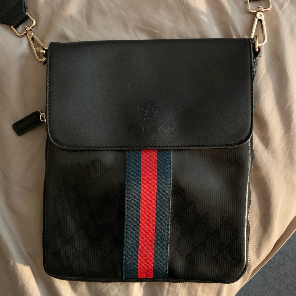 Gucci Messenger Bag